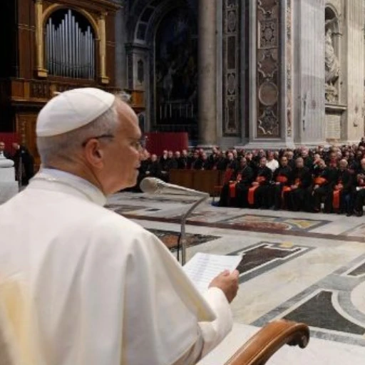 El Papa exhortó a los obispos a ser siempre hombres de comunión y unidad